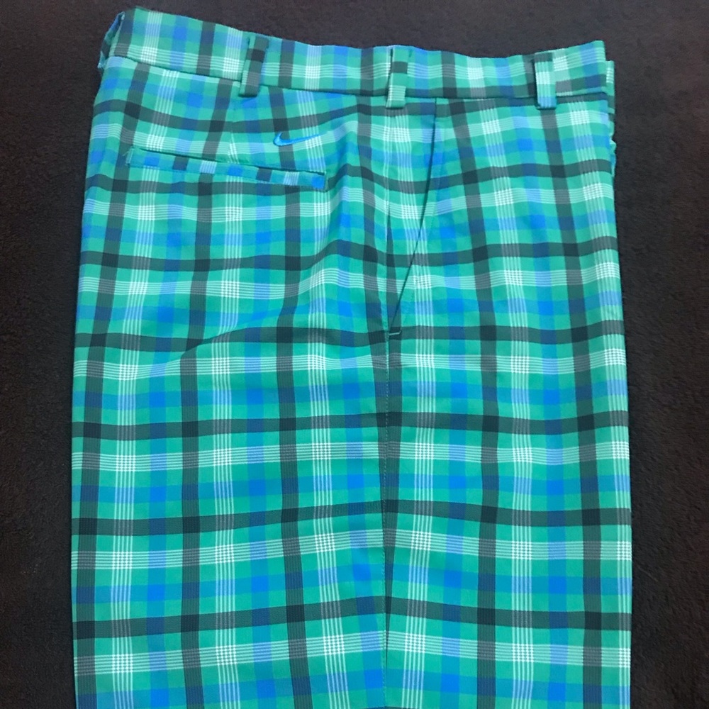 Golf shorts